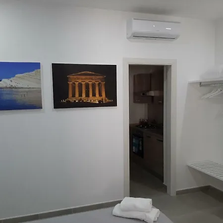 Residenza Cicerone Apartment *